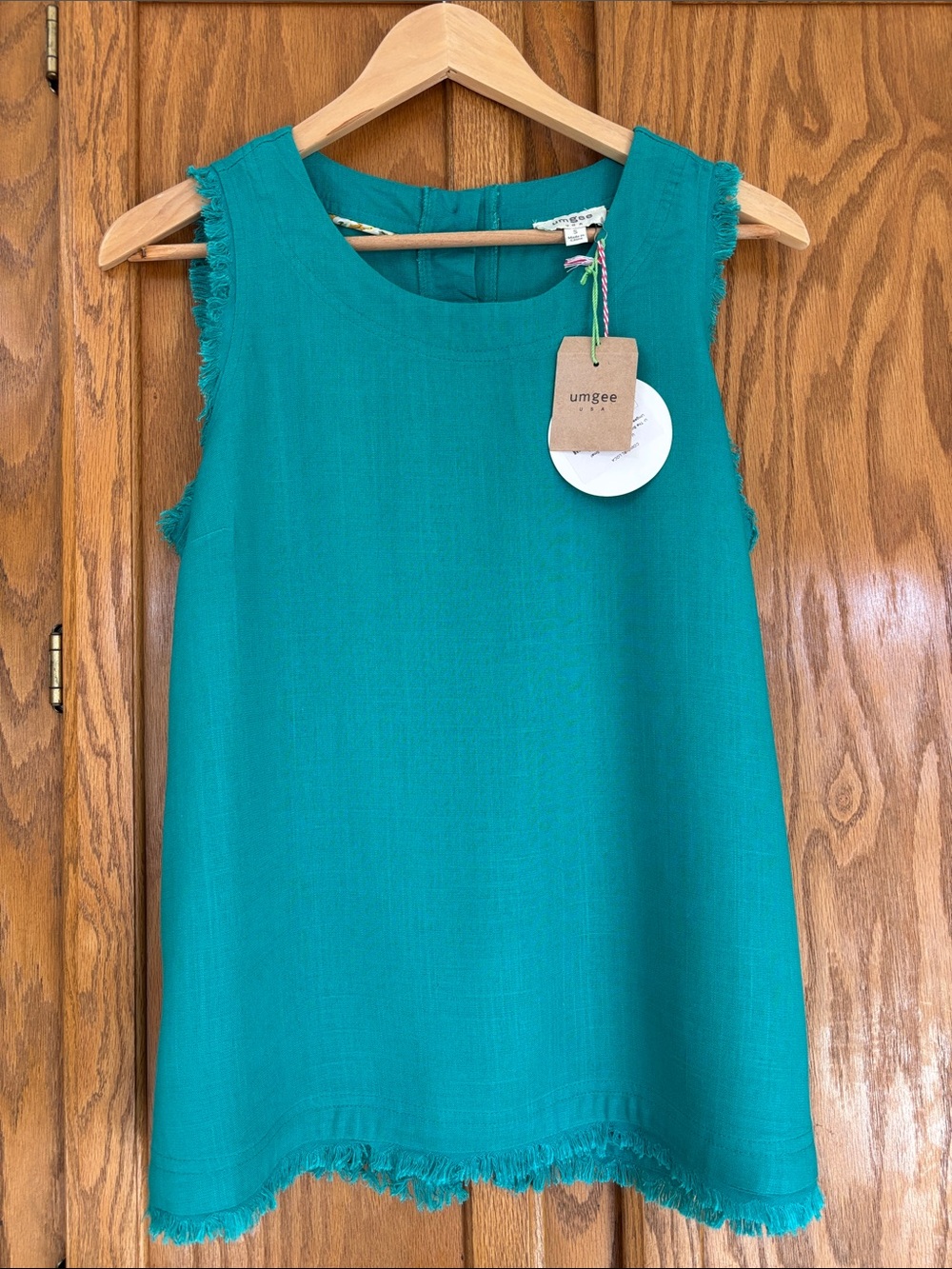 Umgee Fringe Trim Sleeveless Shirt NWT